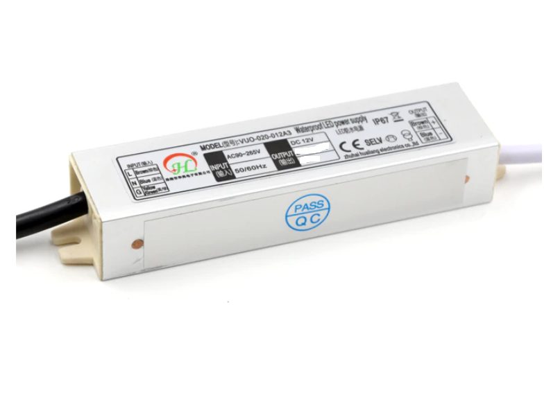 Driver LED 12W impermeable IP67 voltaje constante