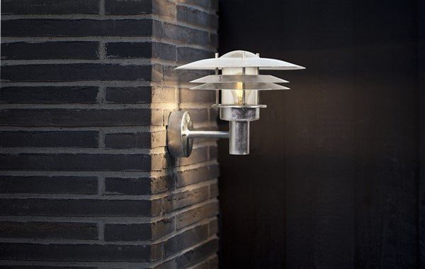 Amalienborg wandlamp industrieel metaal IP54 buiten E27 grijs