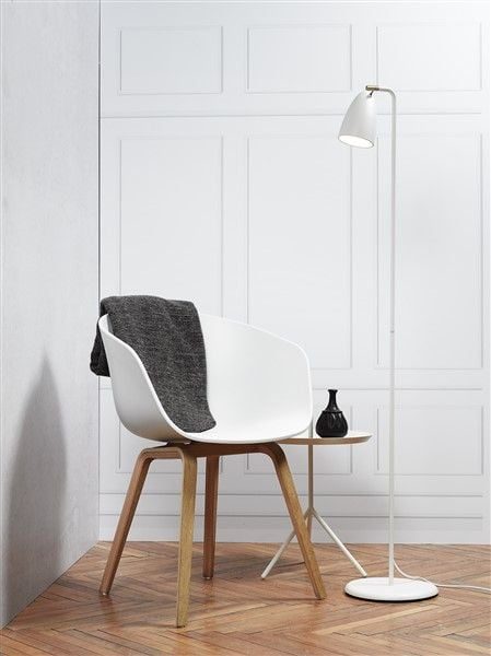 Nordlux Lampadaire LED Nexus 10 blanc, orientable et inclinable, GU10
