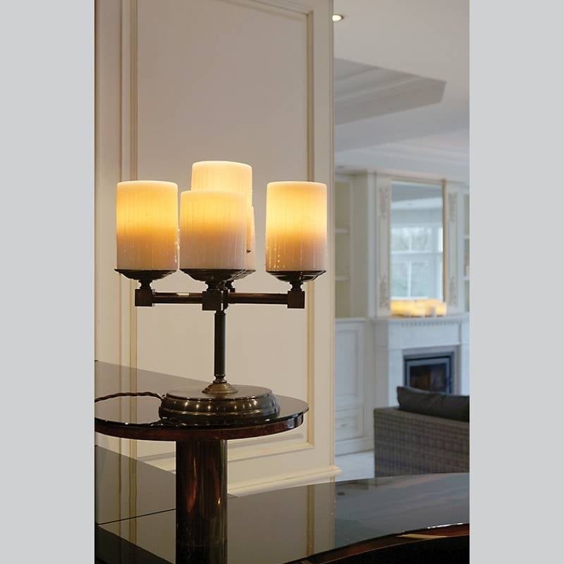 Authentage Bellefeu lampada da tavolo candeliere LED 5 candele ottone